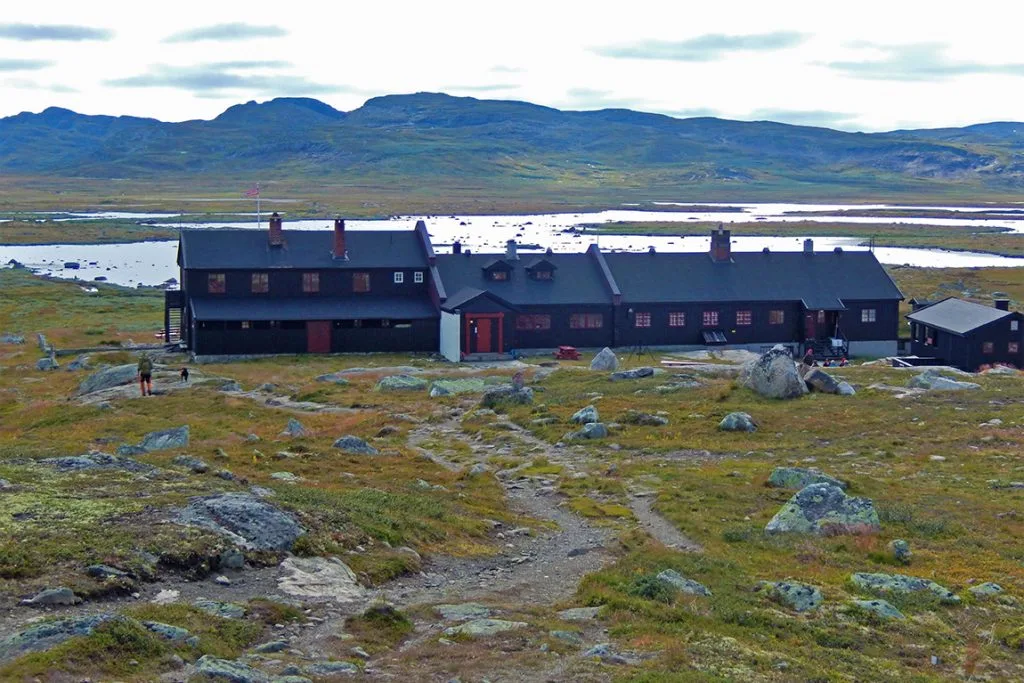 DNT-hytta Sandhaug ved Nordmannslågen.